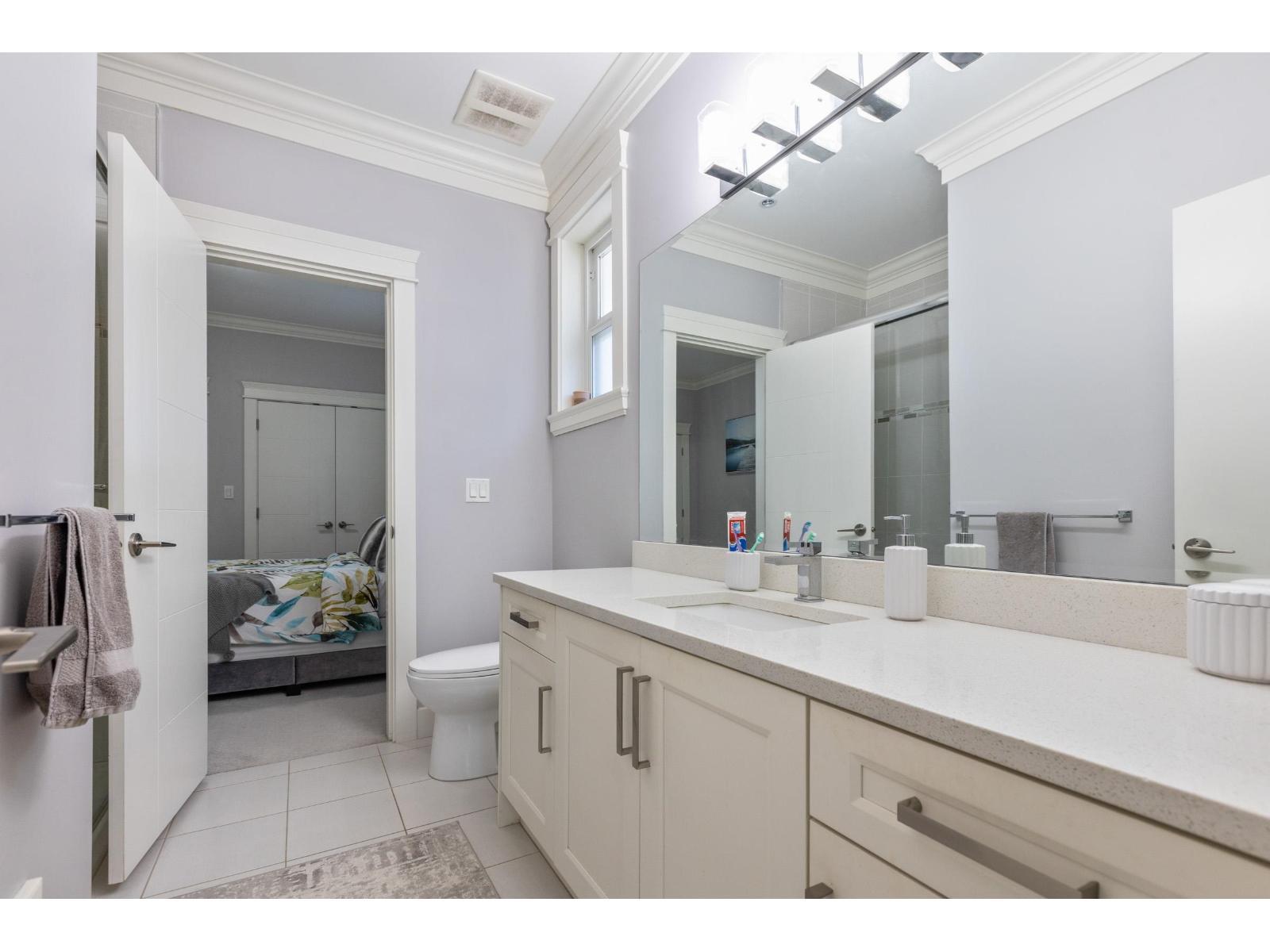 18833 54a Avenue, Surrey, British Columbia  V3S 6R4 - Photo 17 - R3153309