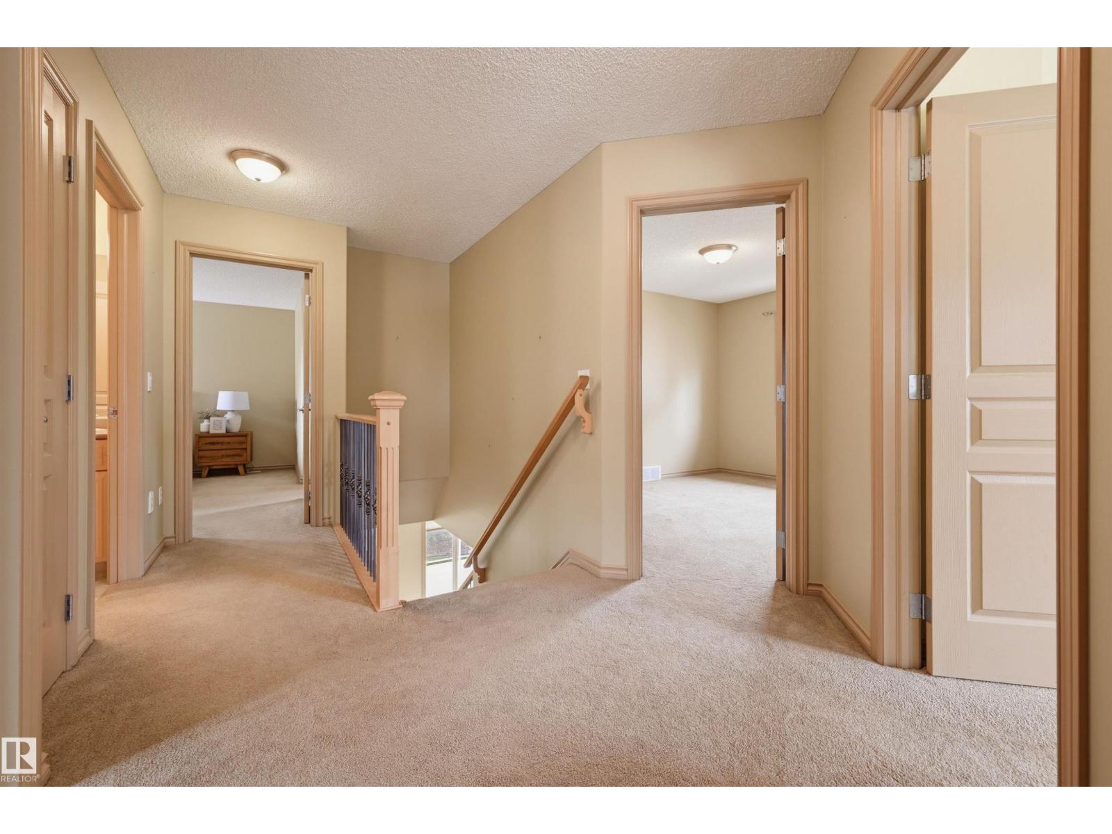 708 Haliburton Cr Nw, Edmonton, Alberta  T6R 2X5 - Photo 36 - E4502506
