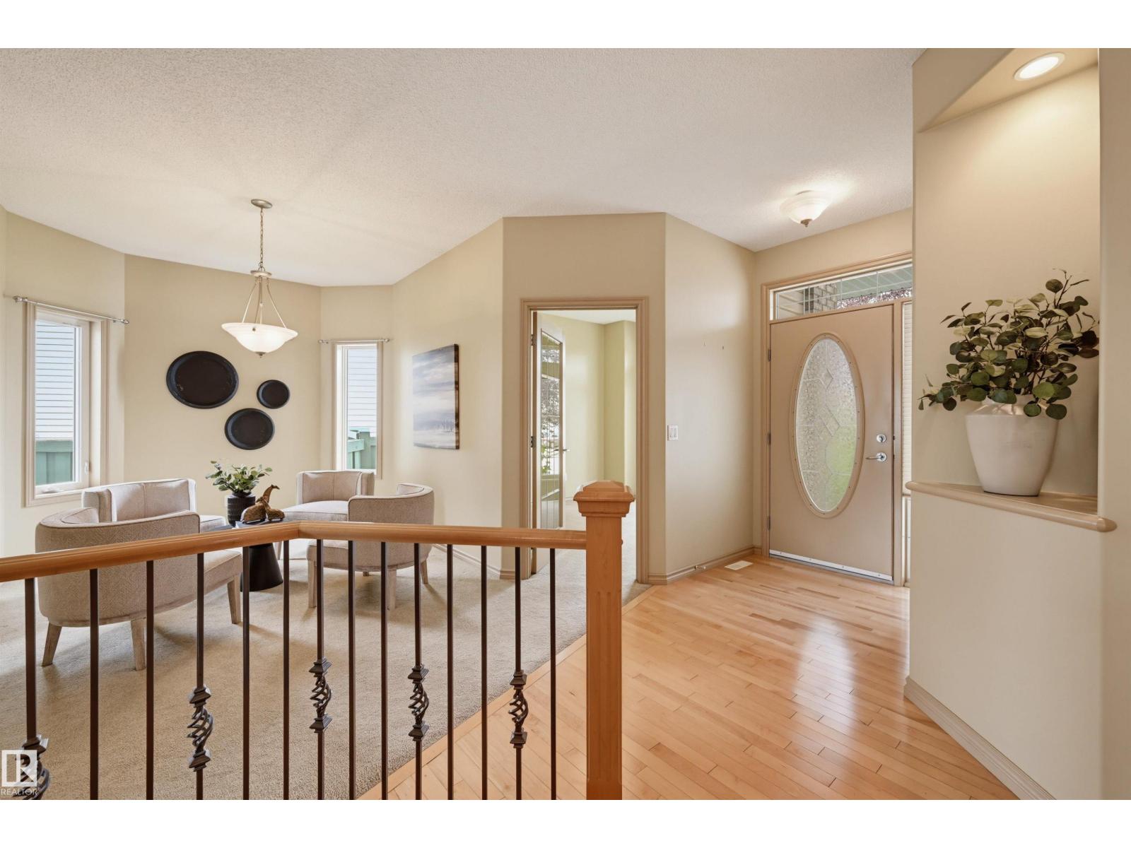 708 Haliburton Cr Nw, Edmonton, Alberta  T6R 2X5 - Photo 41 - E4502506
