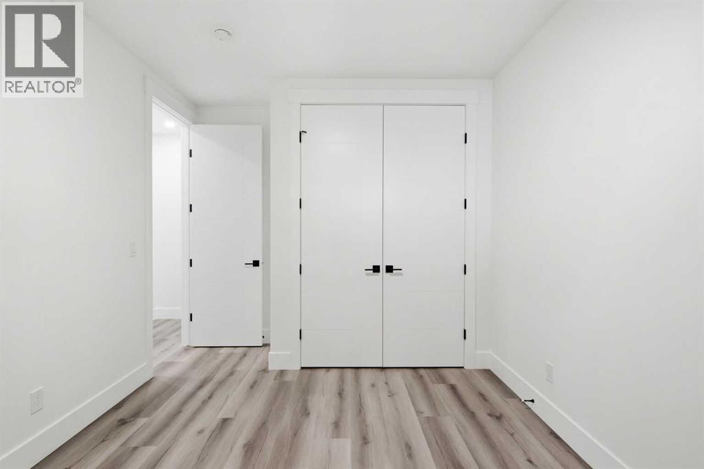 8518 33 Avenue NW, Calgary, Alberta  T3B 1M1 - Photo 29 - A2324775