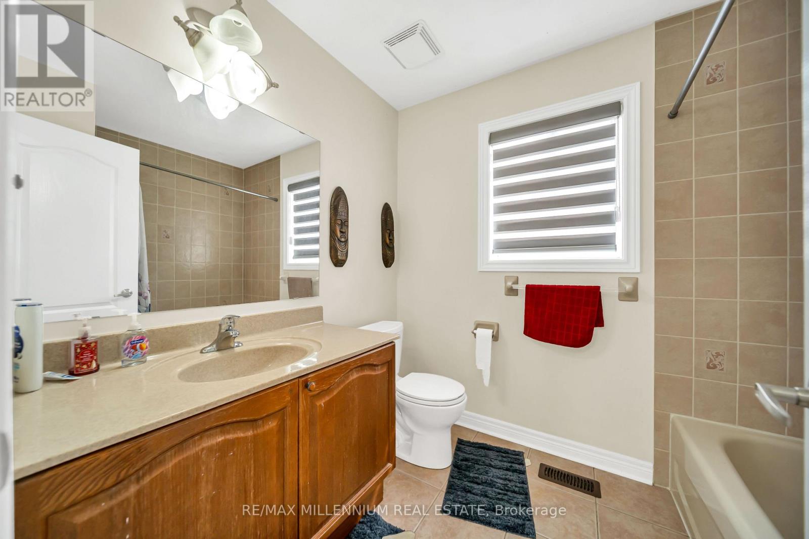 161 Julia Valentia Avenue, Vaughan, Ontario  L4H 1Z1 - Photo 33 - N13647836