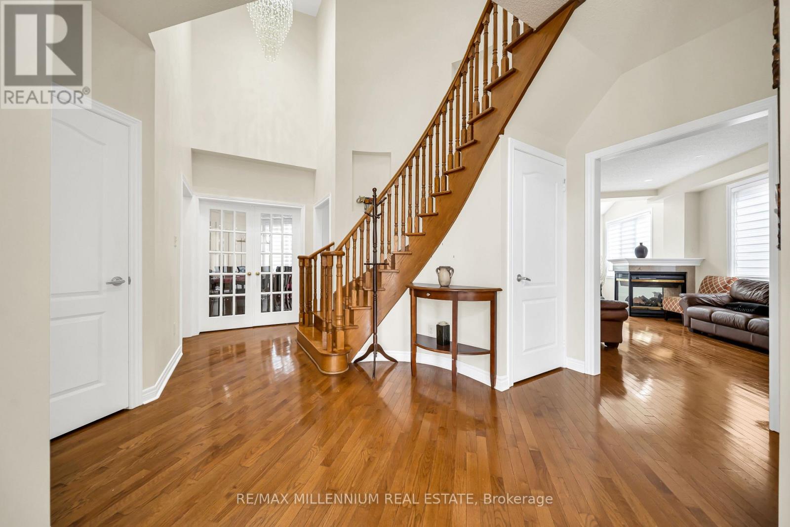 161 Julia Valentia Avenue, Vaughan, Ontario  L4H 1Z1 - Photo 9 - N13647836