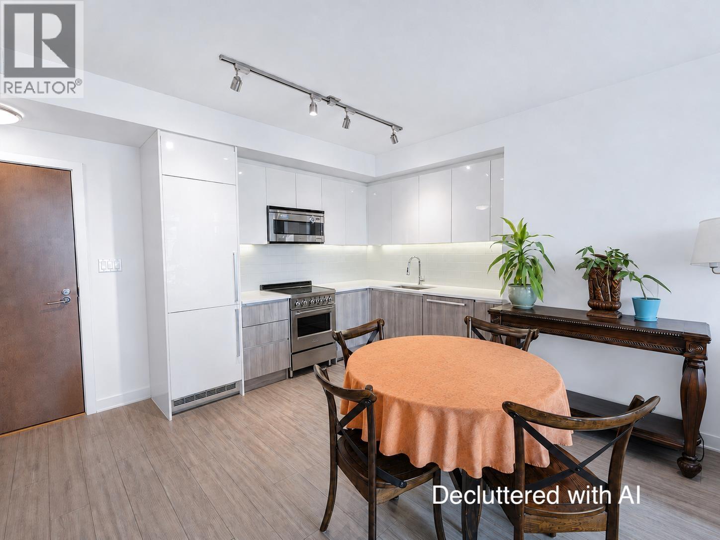 302 4900 Lennox Lane, Burnaby, British Columbia  V5H 0G9 - Photo 4 - R3150475