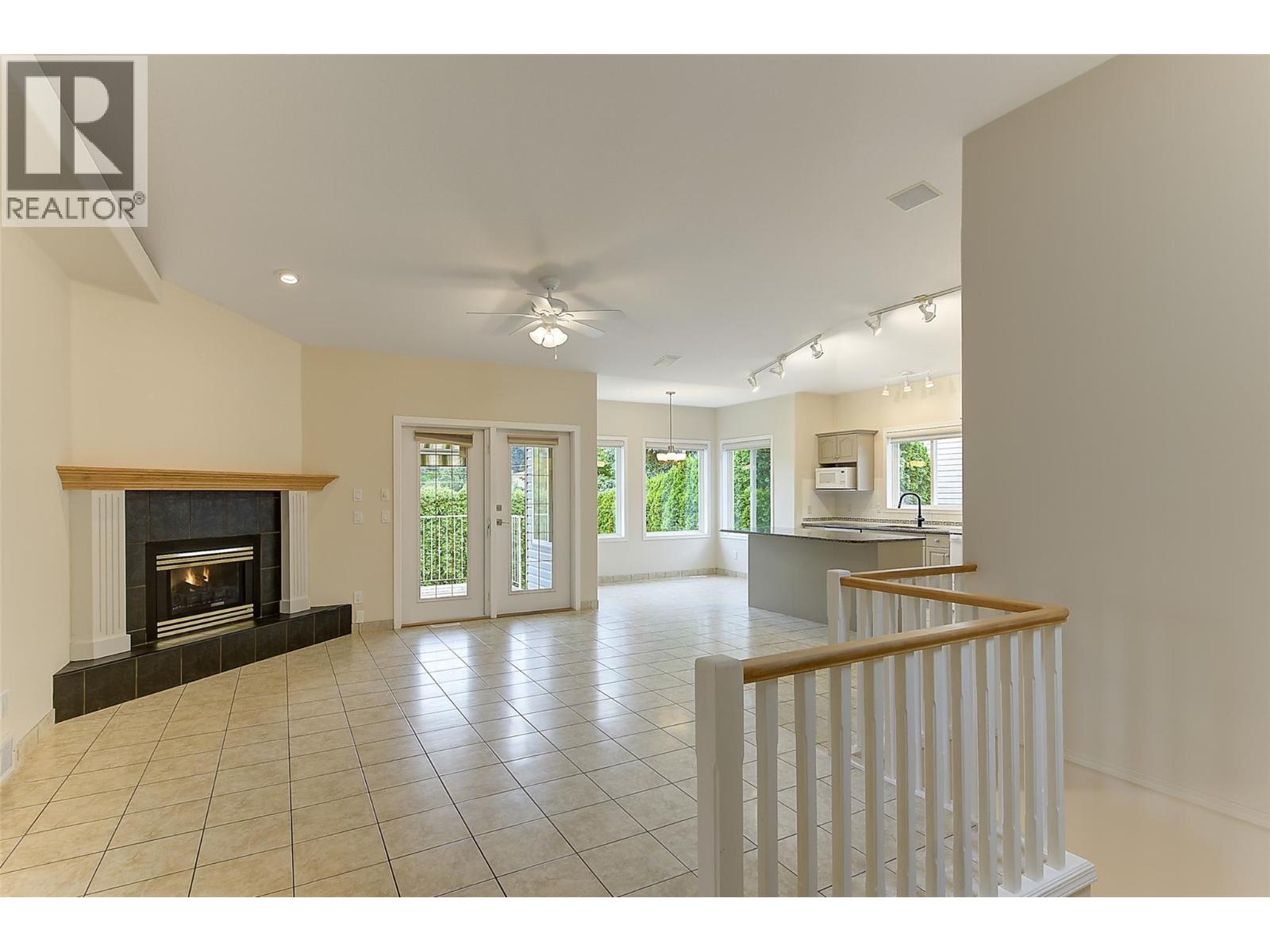 3244 Deer Ridge Court, West Kelowna, British Columbia  V4T 2R3 - Photo 4 - 10386047