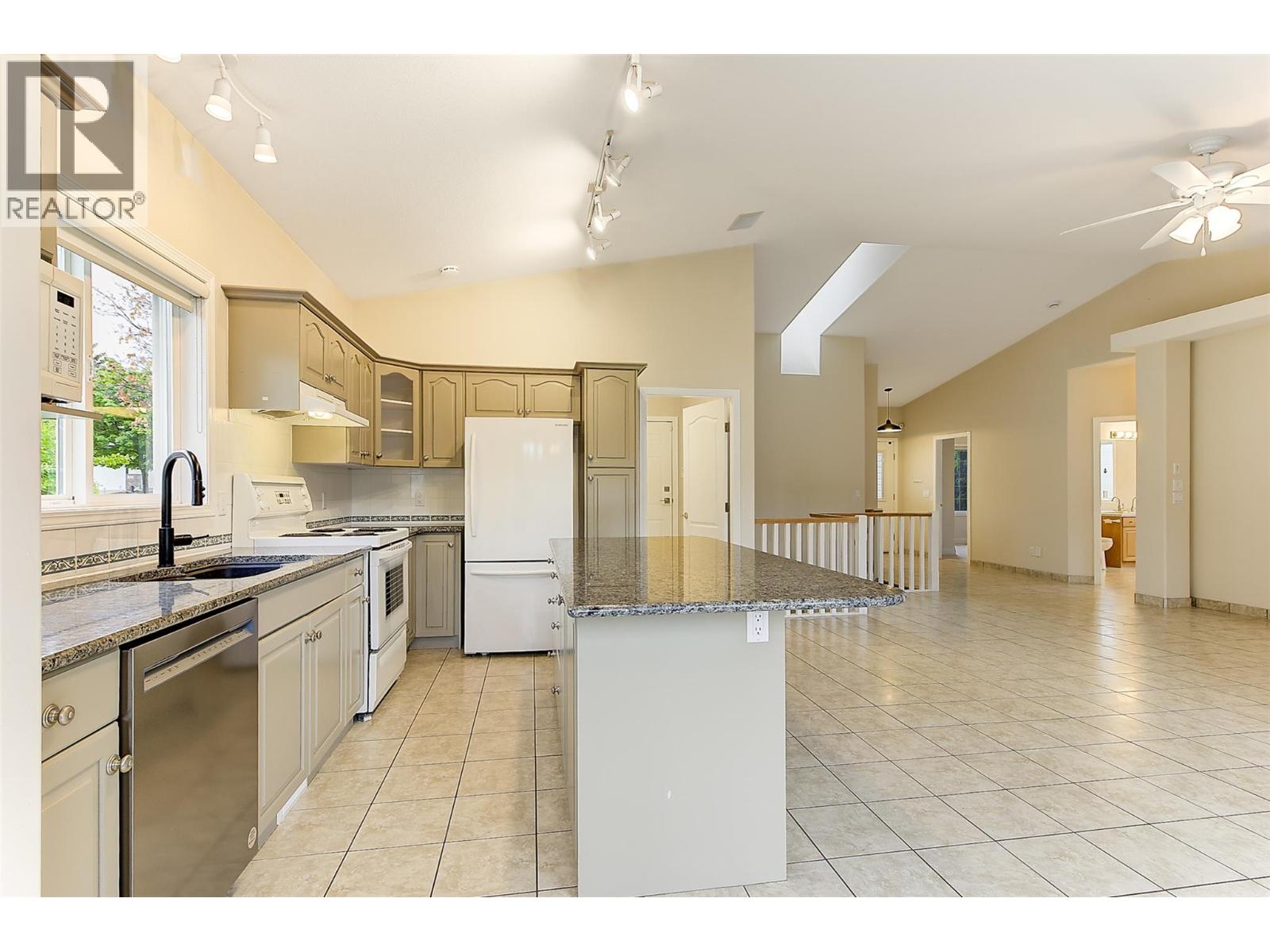 3244 Deer Ridge Court, West Kelowna, British Columbia  V4T 2R3 - Photo 12 - 10386047