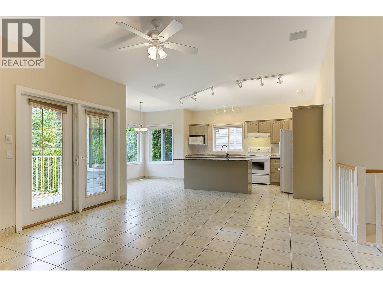 3244 Deer Ridge Court, West Kelowna, British Columbia  V4T 2R3 - Photo 9 - 10386047