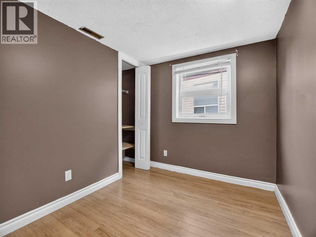 285 Fresno Place NE, Calgary, Alberta  T1Y 6Y3 - Photo 9 - A2333852