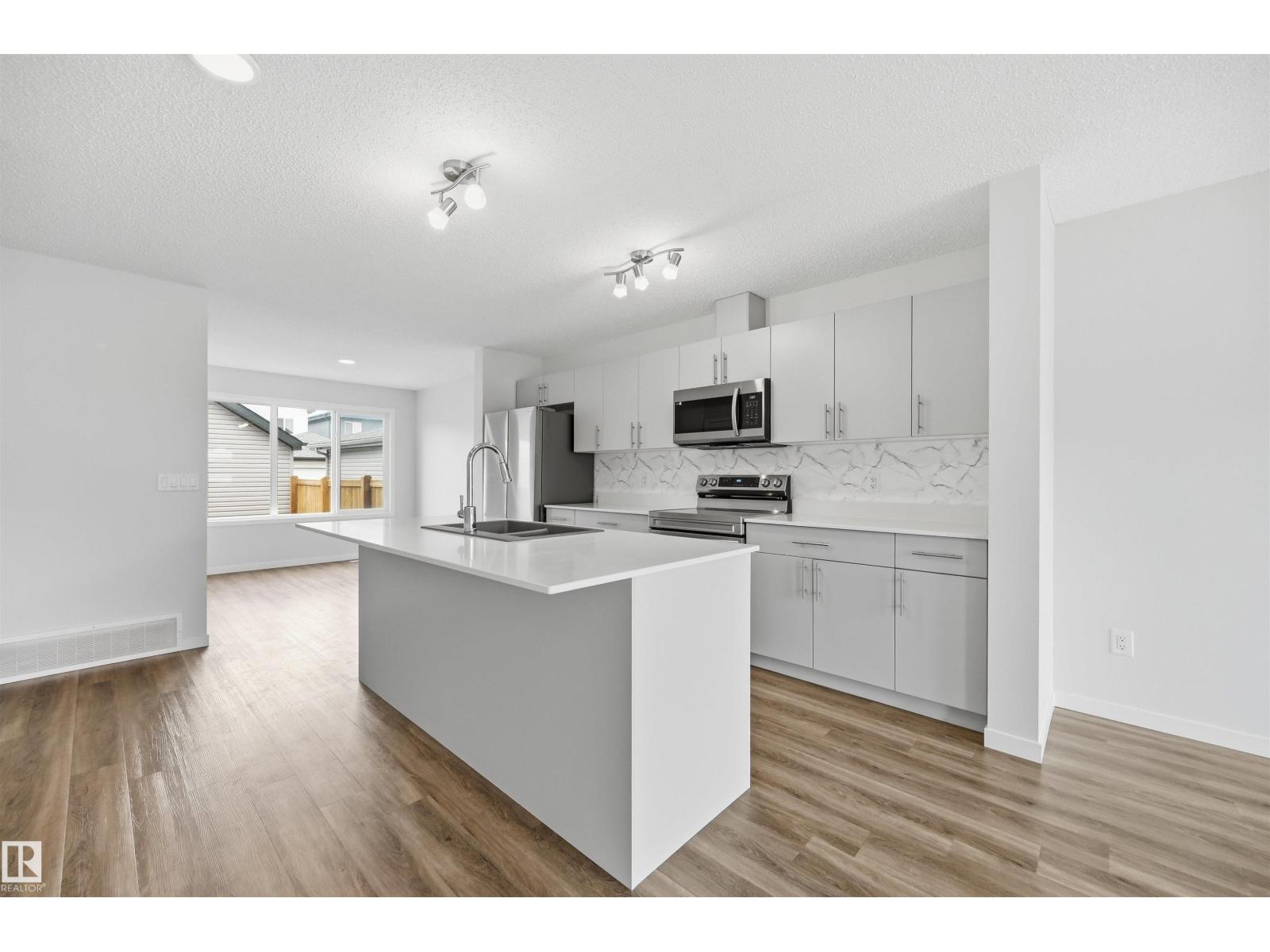 19112 22 Av Nw, Edmonton, Alberta  T6M 1R1 - Photo 7 - E4502511
