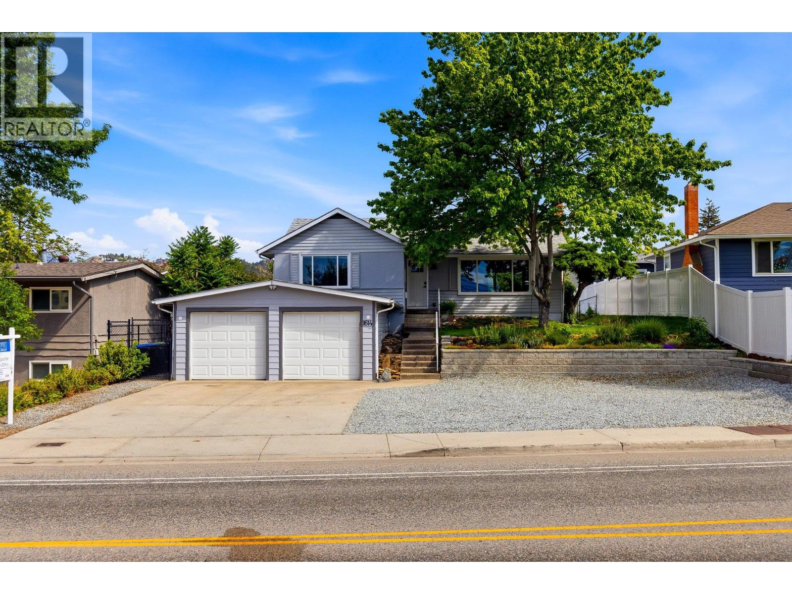 1614 Bernard Avenue, Kelowna, British Columbia