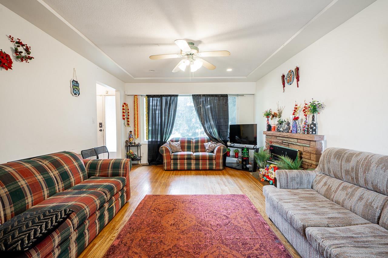 11191 90 Avenue, Surrey, British Columbia  V4C 3H1 - Photo 4 - R3153593