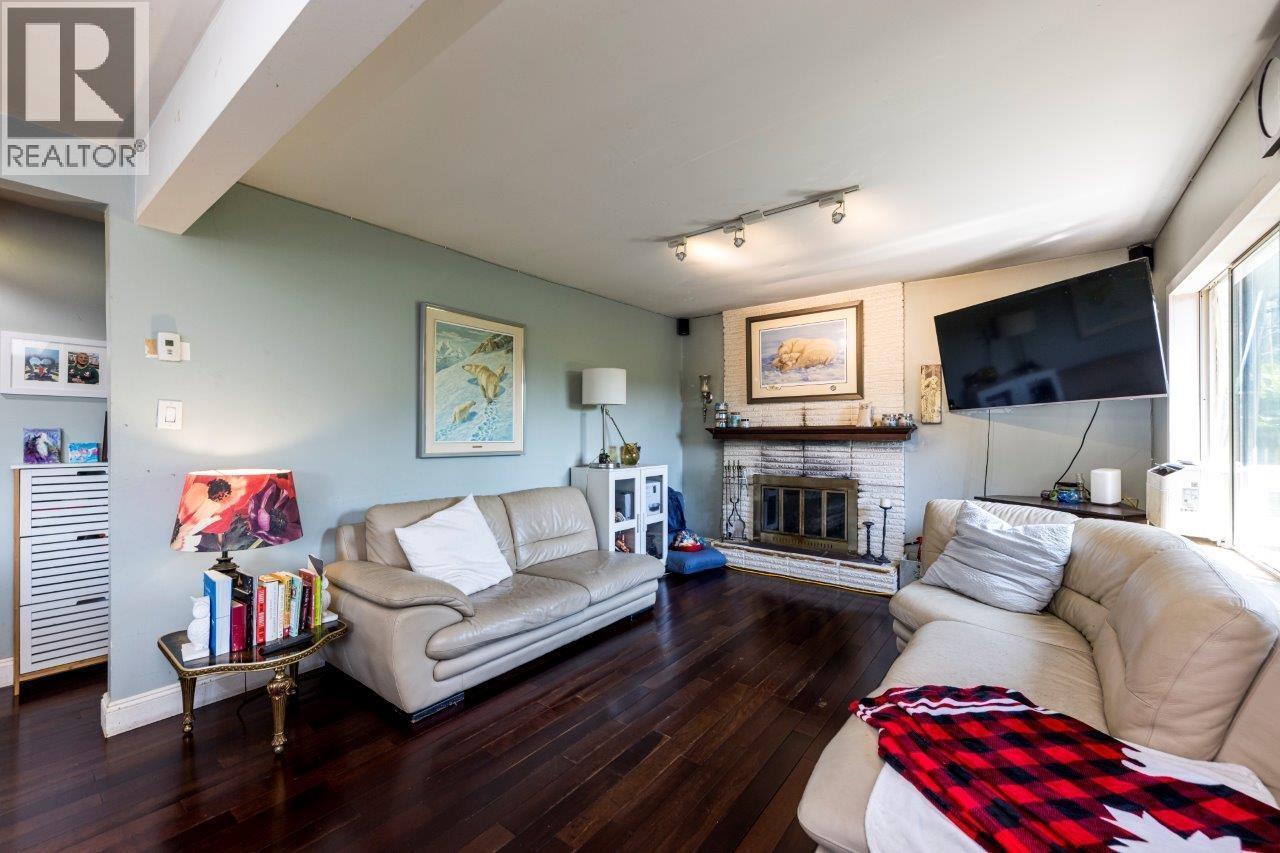 1737 Larson Road, North Vancouver, British Columbia  V7M 2Z4 - Photo 7 - R3150658