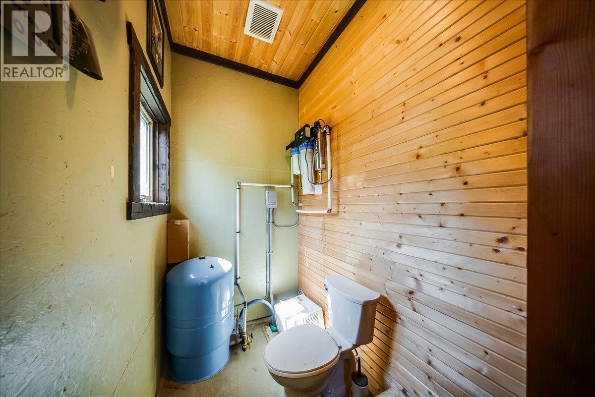 4095 Feeney's Road E, Rossland, British Columbia  V0G 1L0 - Photo 32 - 10396977