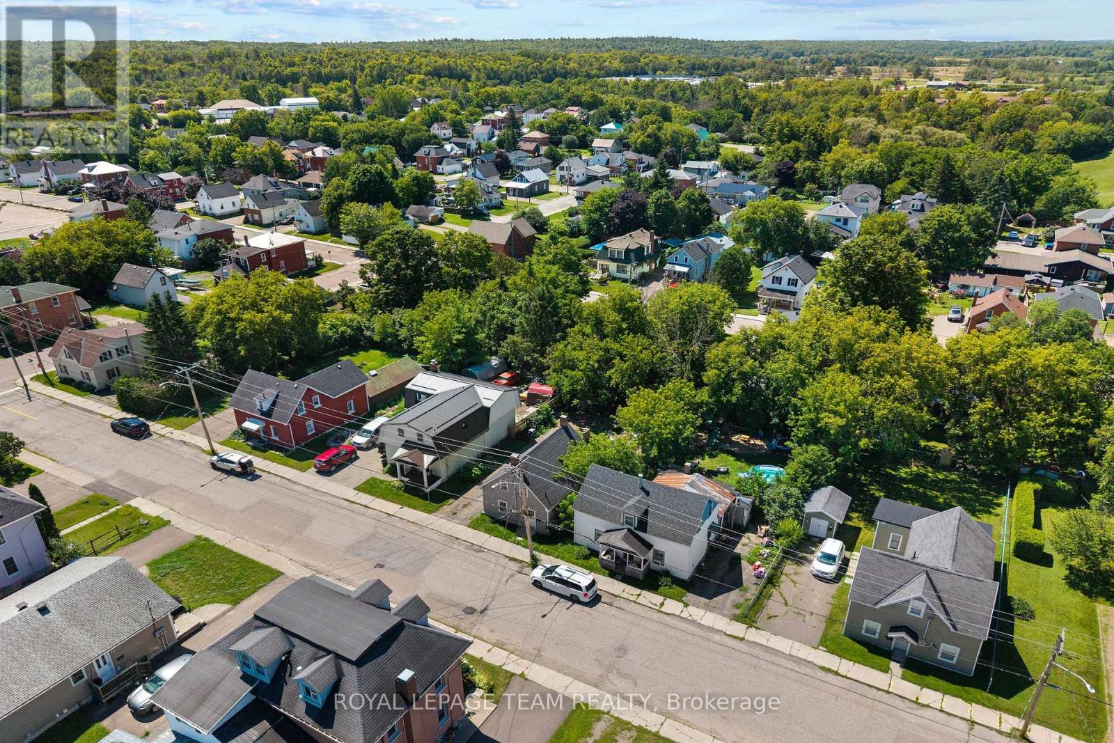 42 Bonnechere Street S, Renfrew, Ontario  K7V 1Z1 - Photo 5 - X13647922