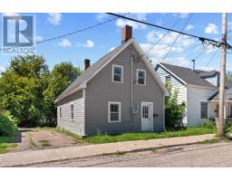 42 BONNECHERE STREET S, Renfrew, Ontario