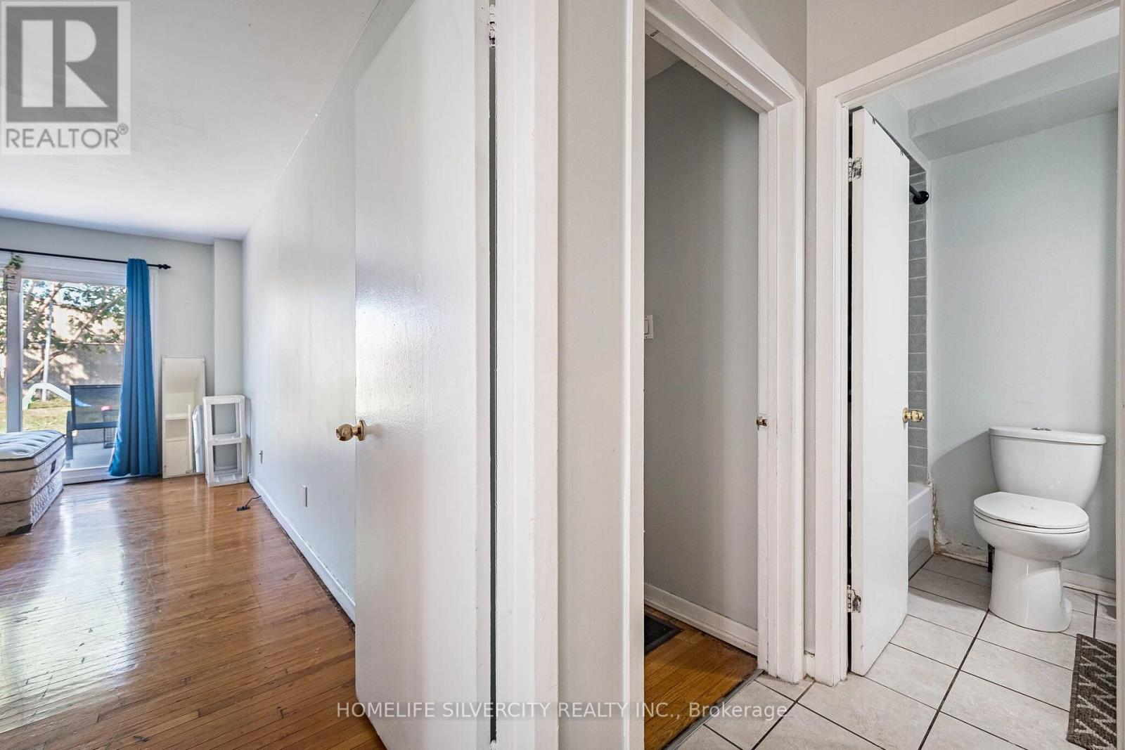 3669 Corliss Crescent, Mississauga, Ontario  L4T 2Z2 - Photo 40 - W13646350