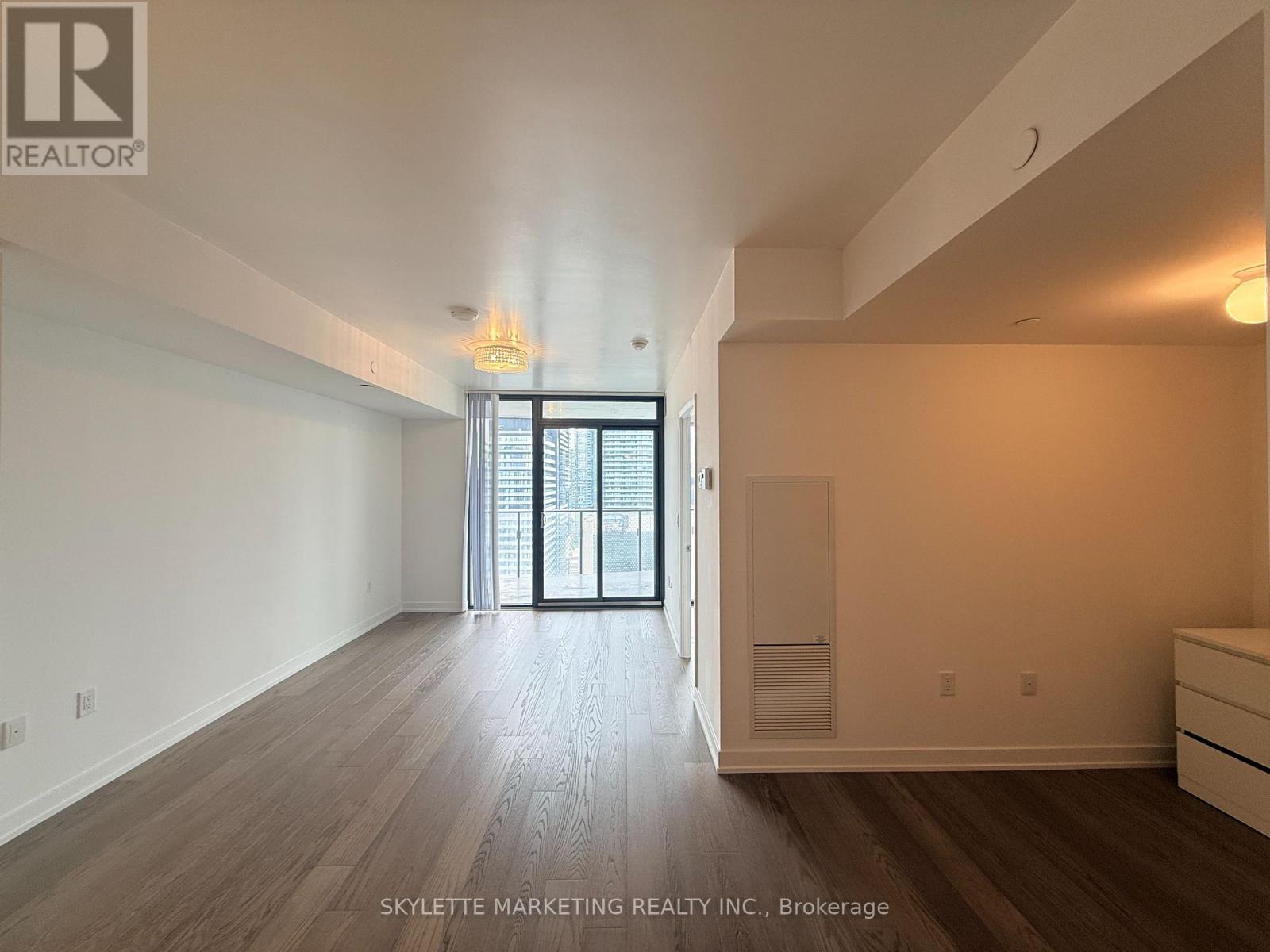 3204 - 11 Wellesley Street W, Toronto, Ontario  M4Y 0G4 - Photo 14 - C13647946