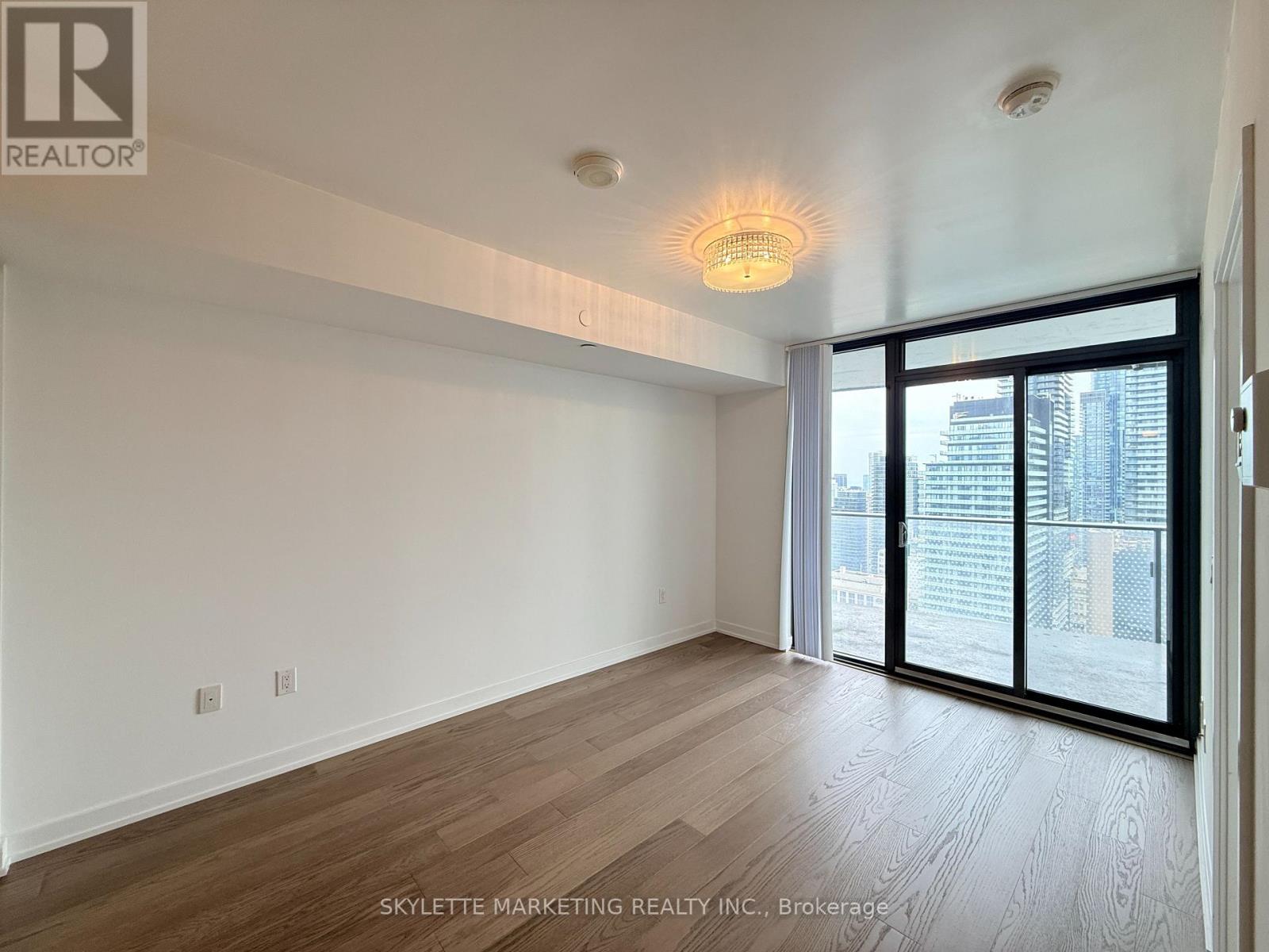 3204 - 11 Wellesley Street W, Toronto, Ontario  M4Y 0G4 - Photo 19 - C13647946