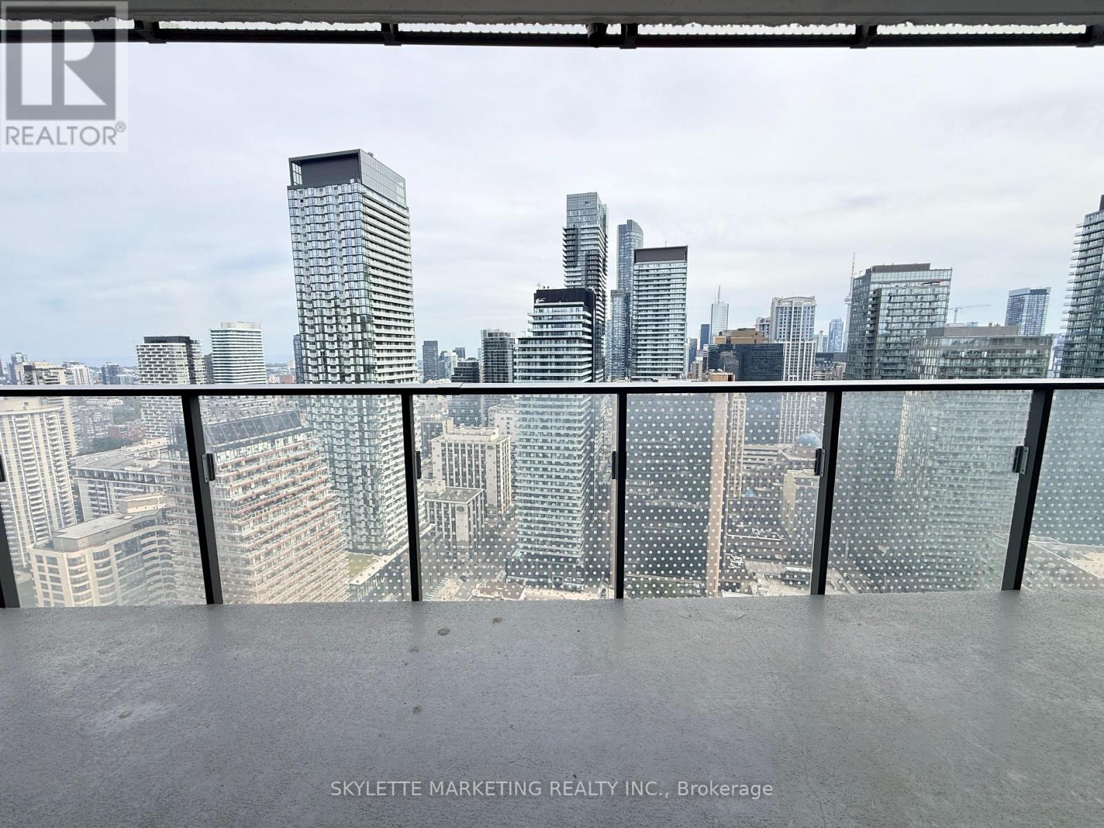 3204 - 11 Wellesley Street W, Toronto, Ontario  M4Y 0G4 - Photo 32 - C13647946