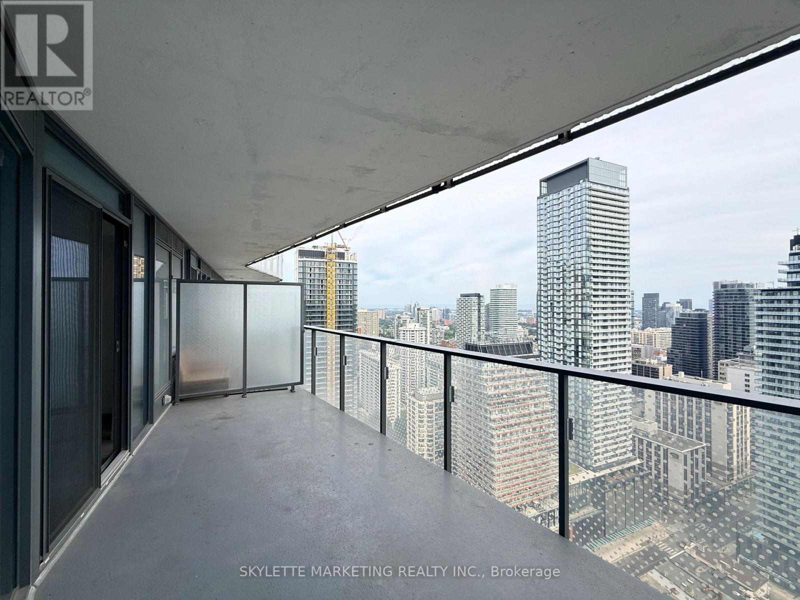 3204 - 11 Wellesley Street W, Toronto, Ontario  M4Y 0G4 - Photo 33 - C13647946