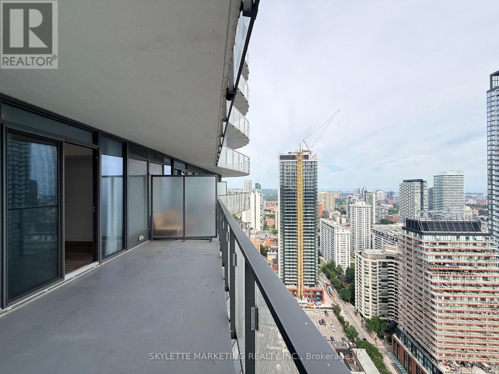 3204 - 11 Wellesley Street W, Toronto, Ontario  M4Y 0G4 - Photo 34 - C13647946