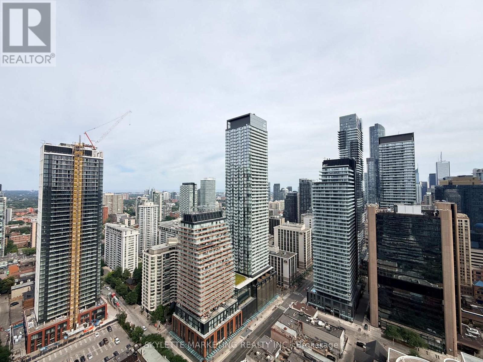 3204 - 11 Wellesley Street W, Toronto, Ontario  M4Y 0G4 - Photo 35 - C13647946