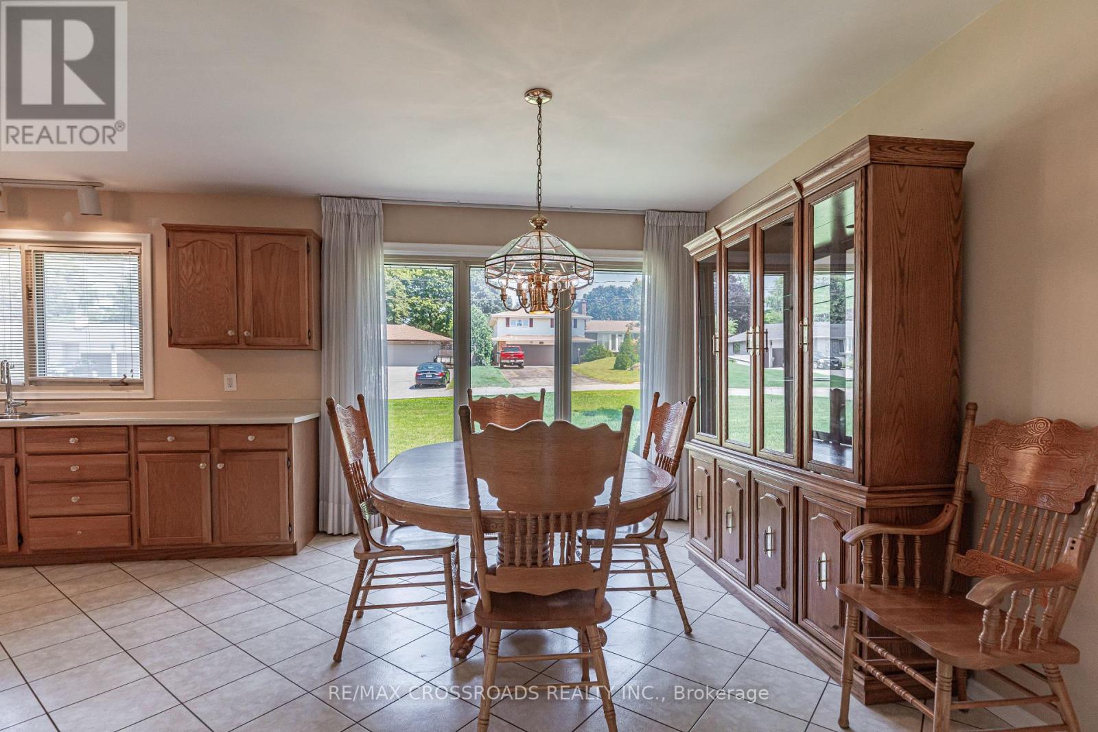 166 Elizabeth Crescent N, Whitby (Blue Grass Meadows), Ontario  L1N 3R7 - Photo 17 - E13647854
