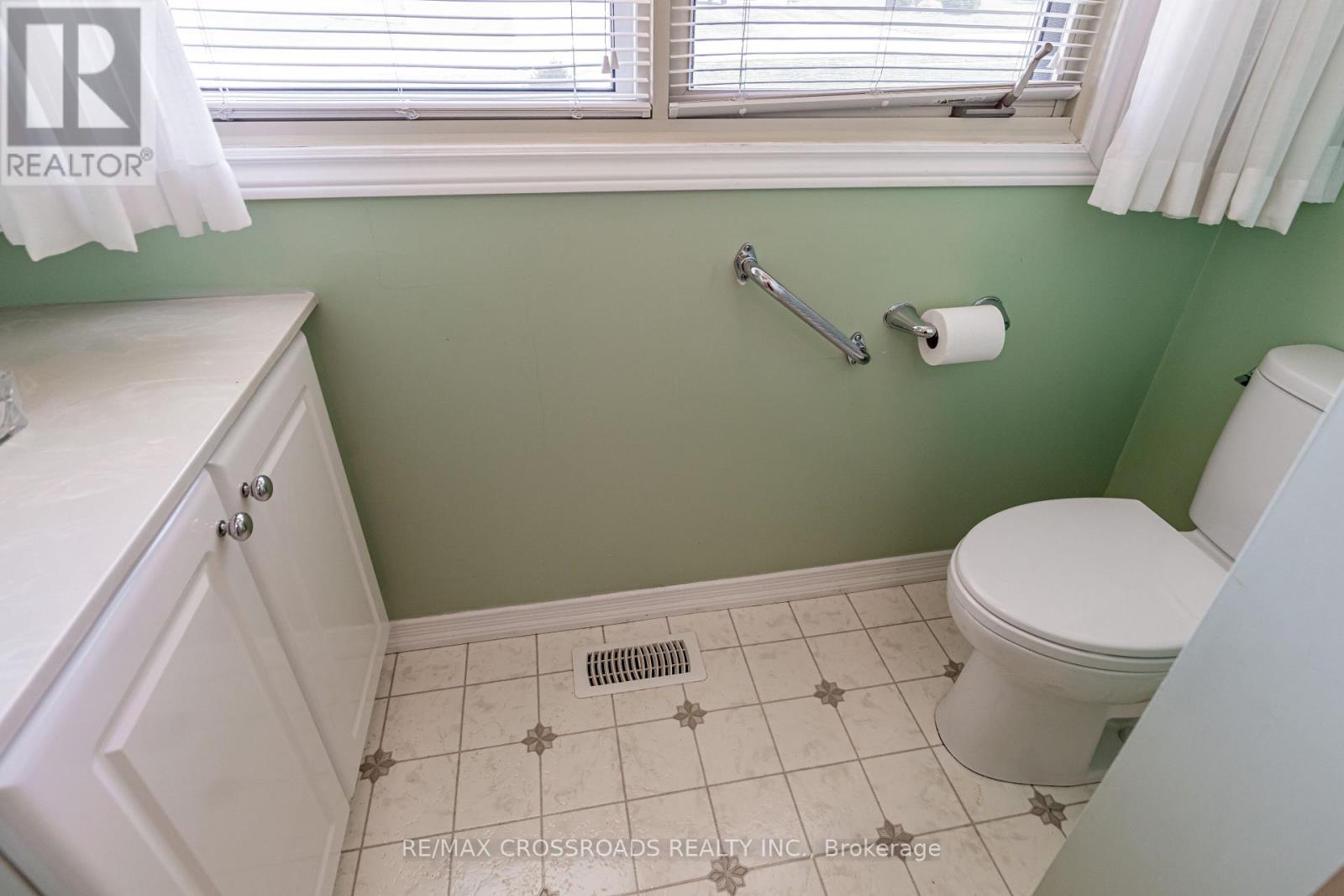 166 Elizabeth Crescent N, Whitby (Blue Grass Meadows), Ontario  L1N 3R7 - Photo 27 - E13647854