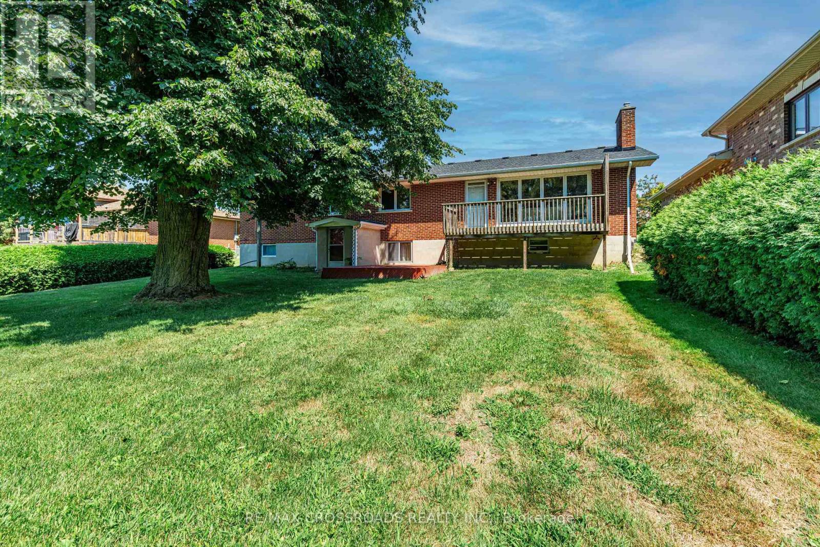 166 Elizabeth Crescent N, Whitby (Blue Grass Meadows), Ontario  L1N 3R7 - Photo 47 - E13647854