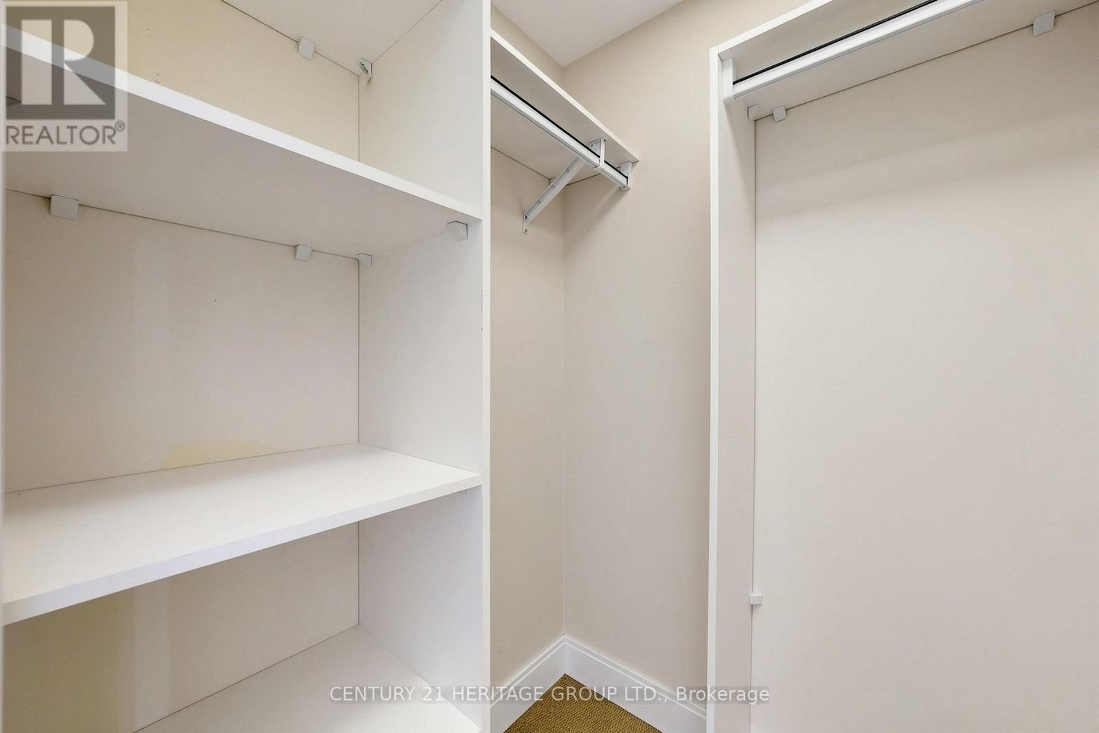 1216 - 135 Village Green Square, Toronto (Agincourt South-Malvern West), Ontario  M1S 0G4 - Photo 21 - E13647906
