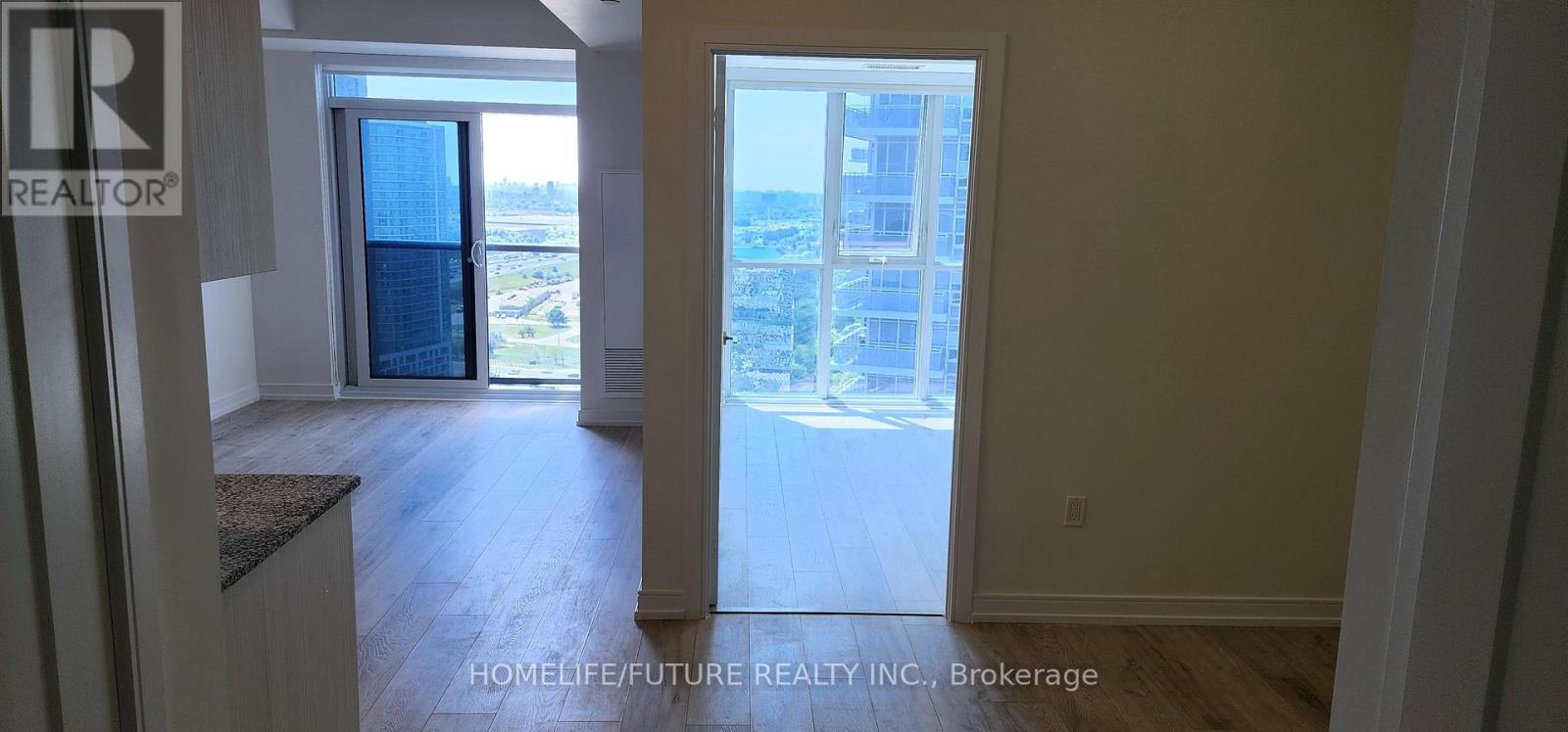 2805 - 225 Village Green Square, Toronto, Ontario  M1S 0N4 - Photo 8 - E13647940