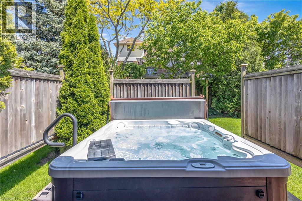 640 Acadia Drive, Hamilton, Ontario  L8W 3V1 - Photo 32 - 40851095