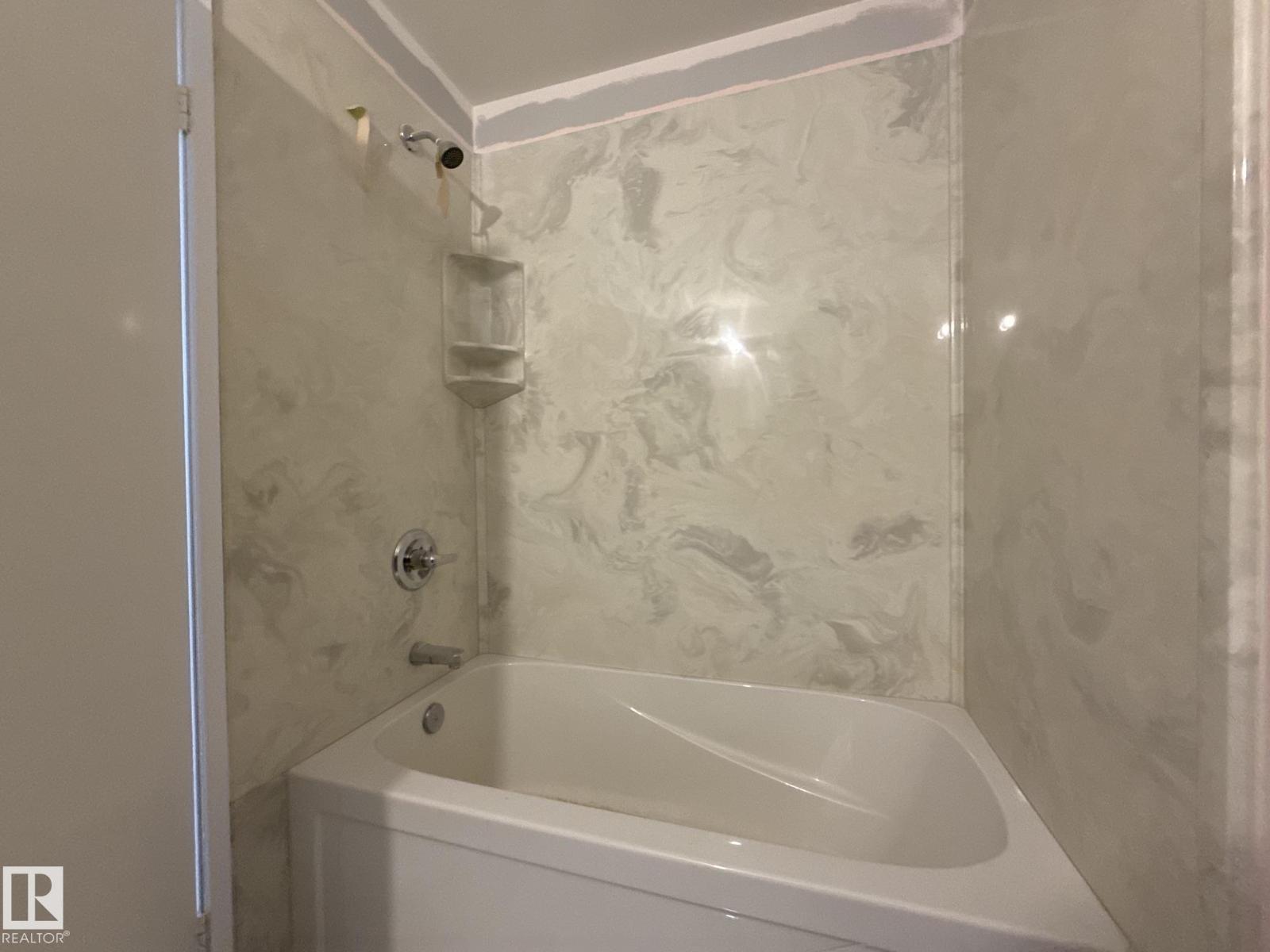 8732 101 Av Nw, Edmonton, Alberta  T5H 0A9 - Photo 52 - E4502512