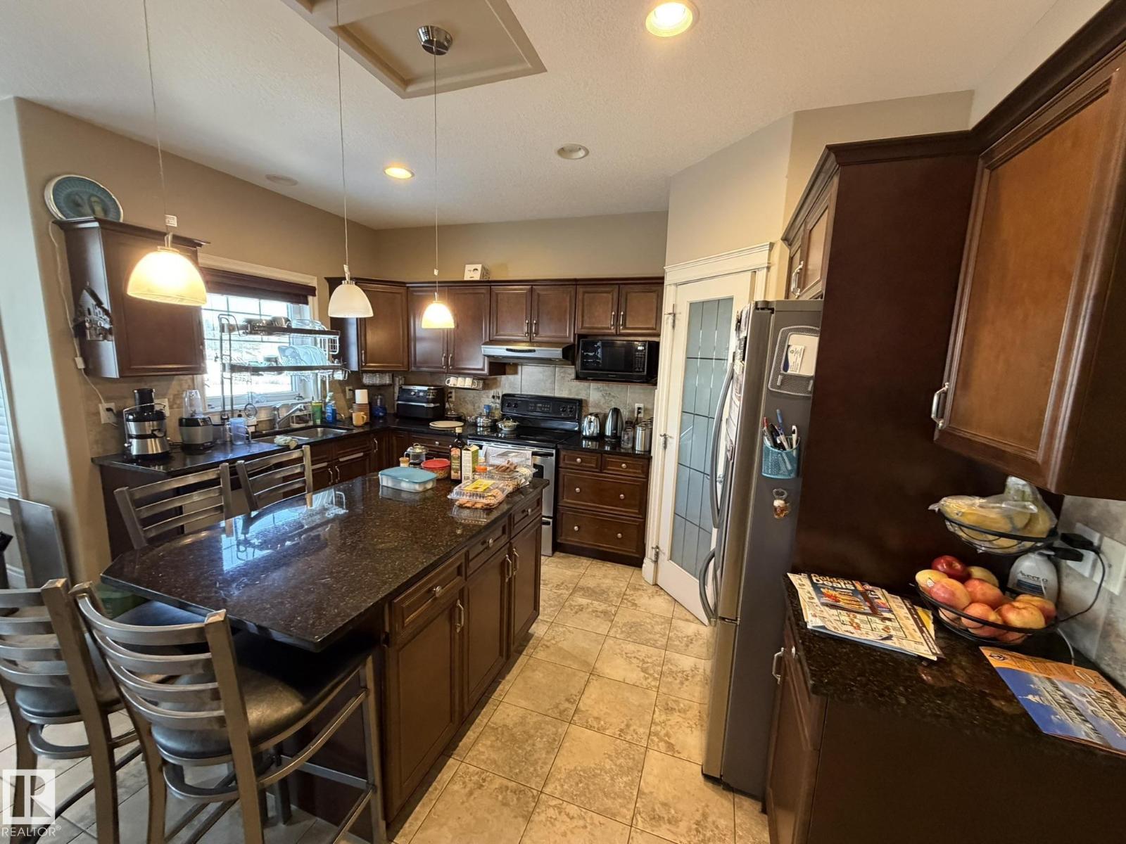 551 Stewart Cr Sw, Edmonton, Alberta  T6X 0A8 - Photo 7 - E4502513