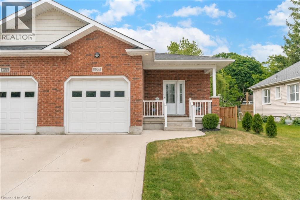 155 South Street, Goderich, Ontario  N7A 3L9 - Photo 2 - 40852933