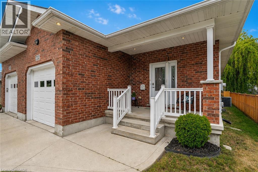 155 South Street, Goderich, Ontario  N7A 3L9 - Photo 4 - 40852933