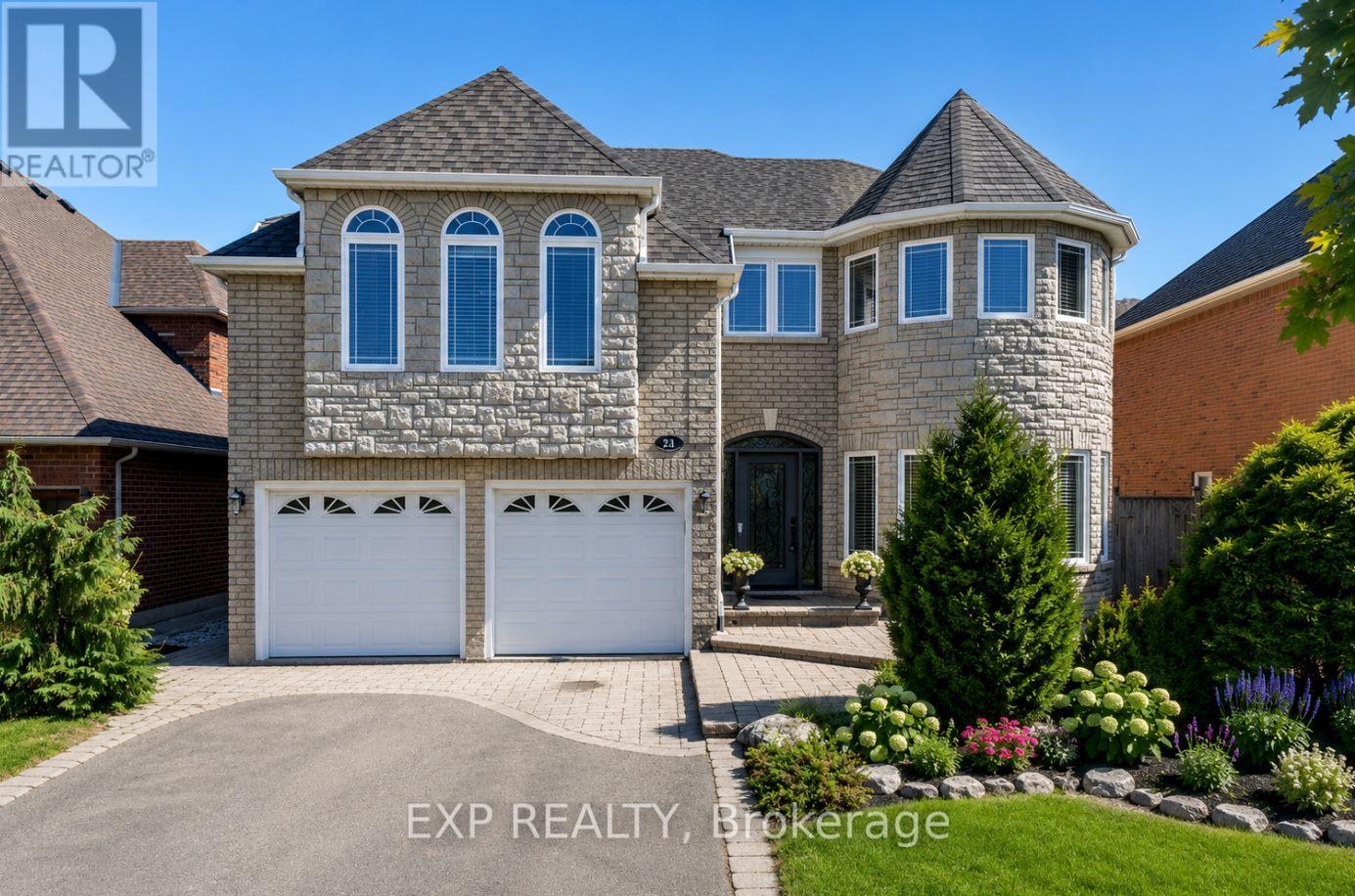 16 CURRY CRESCENT, Halton Hills, Ontario