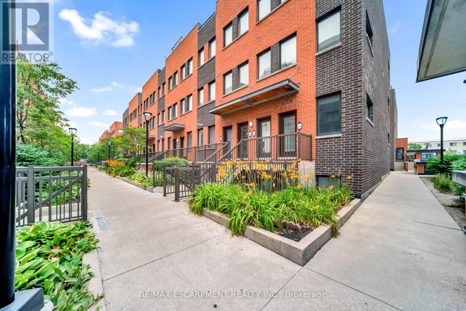 29 - 869 Wilson Avenue, Toronto (Downsview-Roding-Cfb), Ontario  M3K 0A4 - Photo 5 - W13647910
