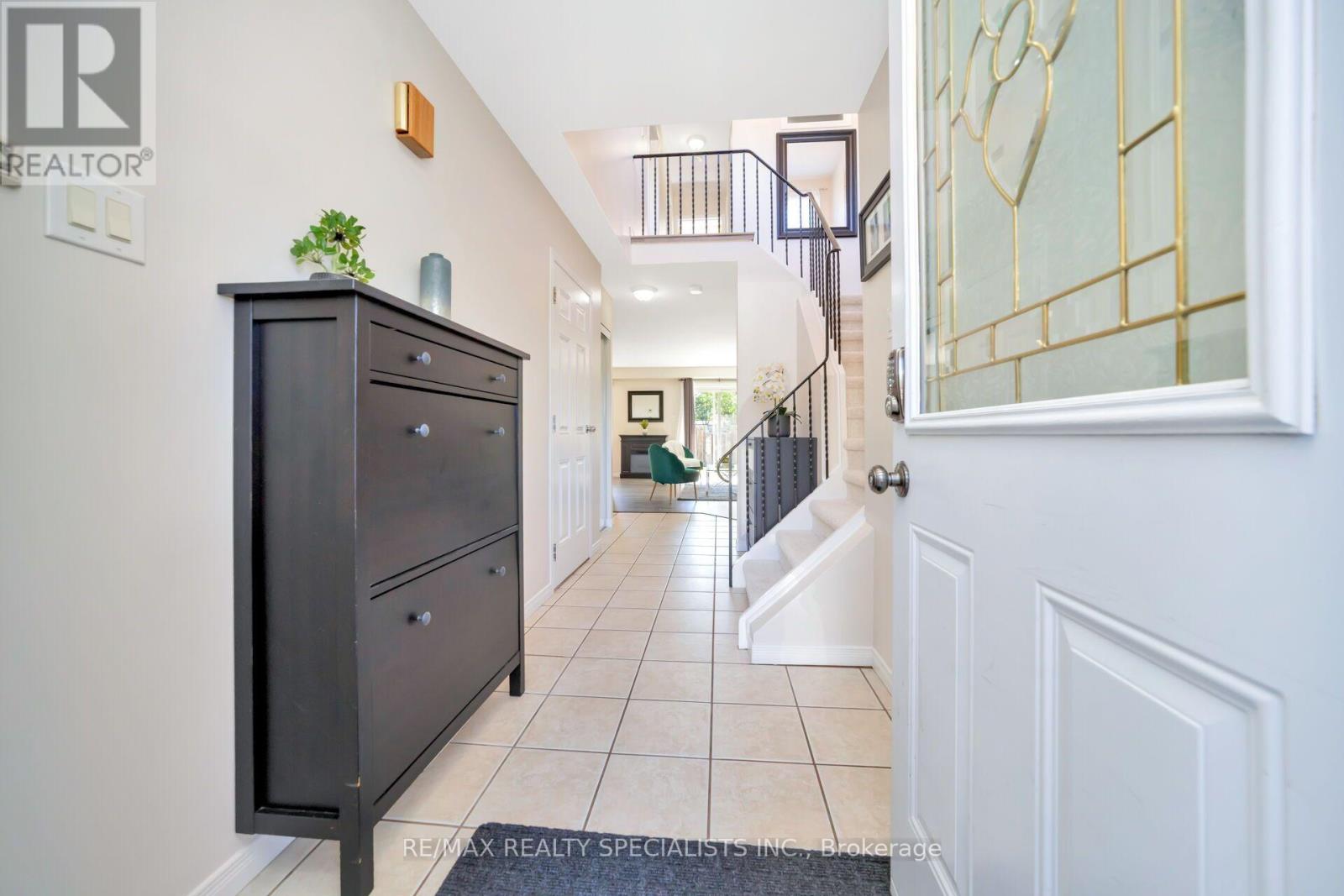 155 Enderby Crescent, Brampton, Ontario  L6T 4C7 - Photo 18 - W13647176