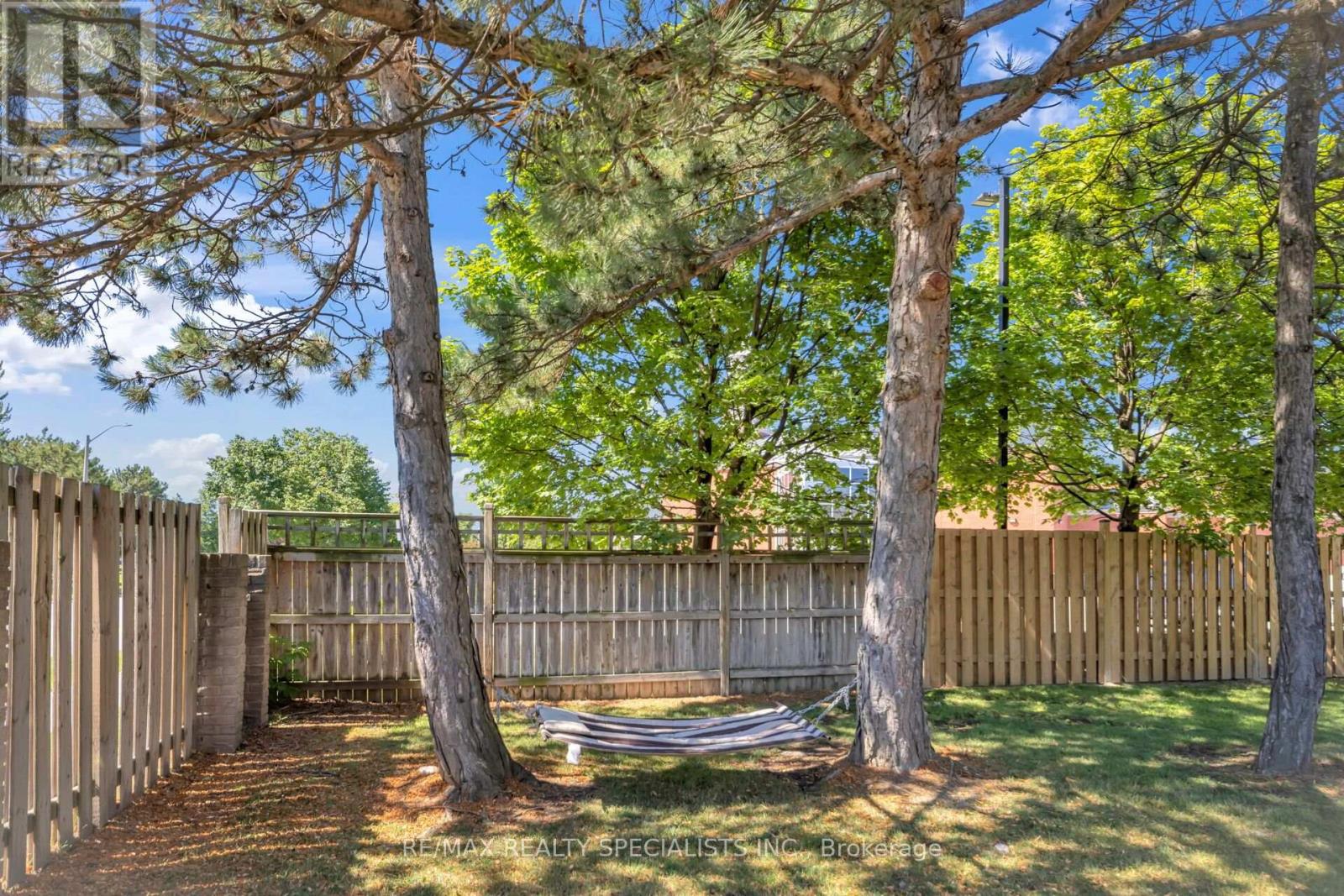 155 Enderby Crescent, Brampton, Ontario  L6T 4C7 - Photo 40 - W13647176