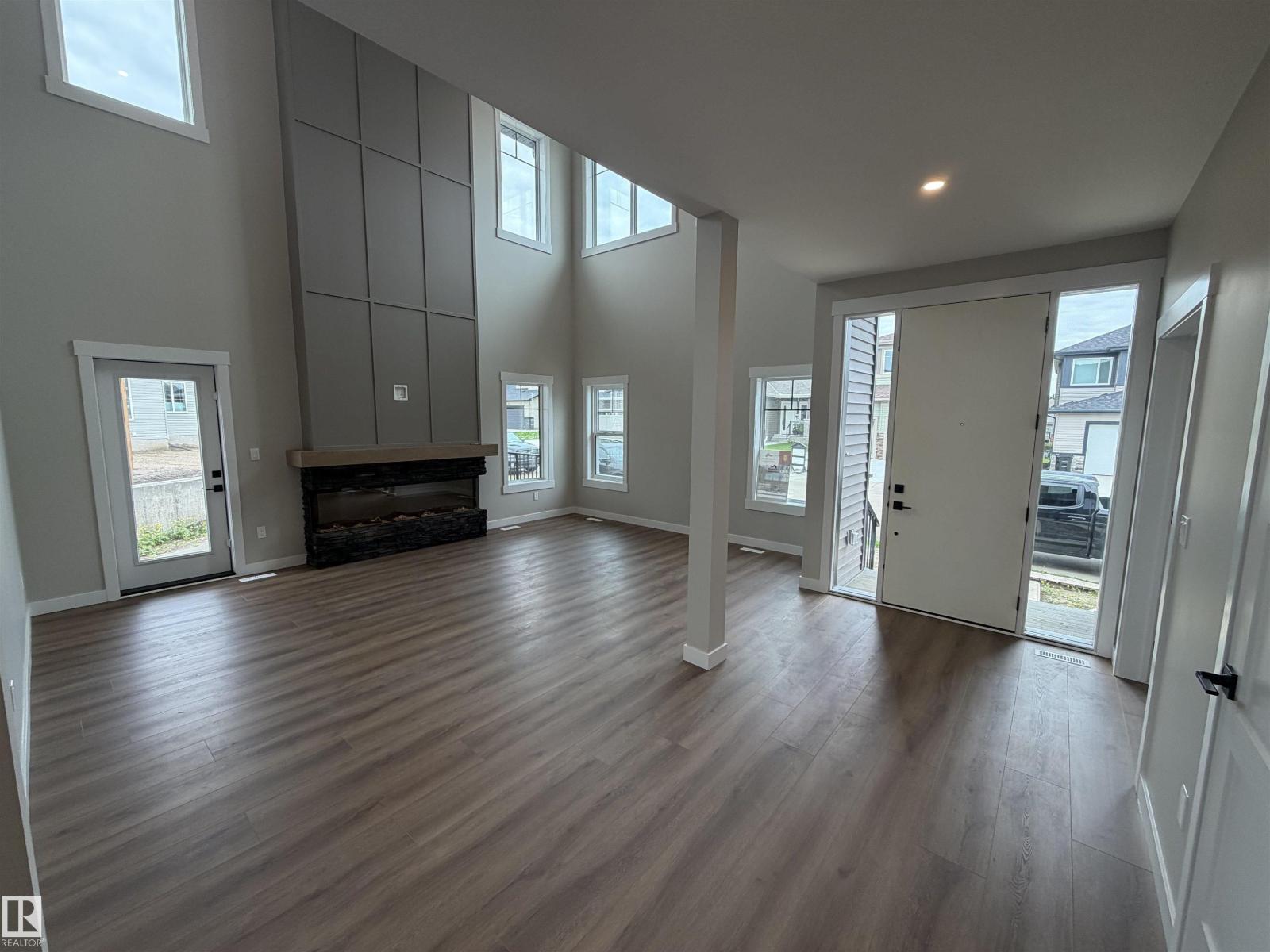 33 Harley Wy NW, Spruce Grove, Alberta  T7X 0X4 - Photo 4 - E4482916