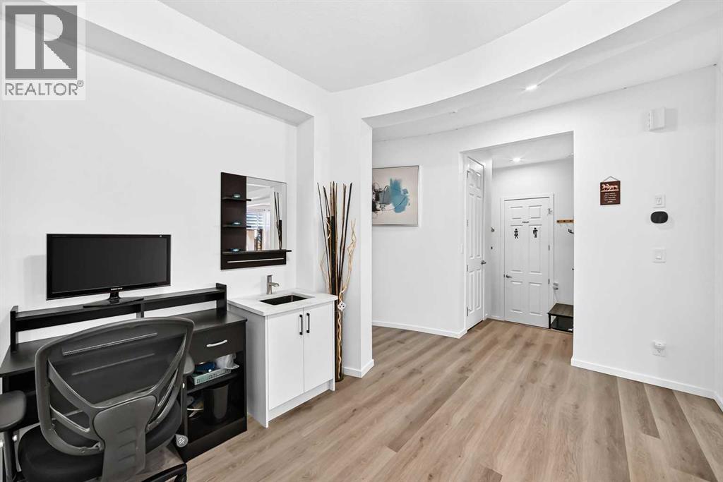 188 Carrington Crescent NW, Calgary, Alberta  T3P 1R1 - Photo 20 - A2333560