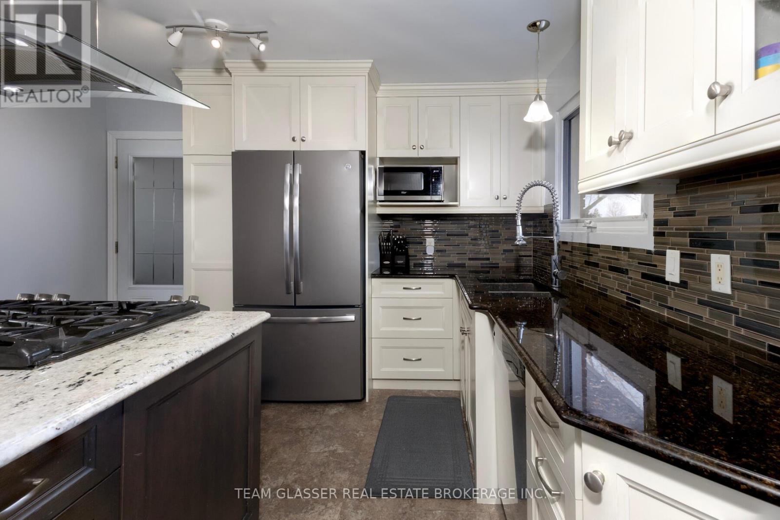 49728 Lyons Line Road, Malahide, Ontario  N0L 2J0 - Photo 13 - X12978400