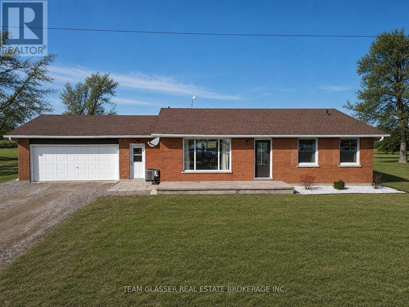 49728 Lyons Line Road, Malahide, Ontario  N0L 2J0 - Photo 3 - X12978400