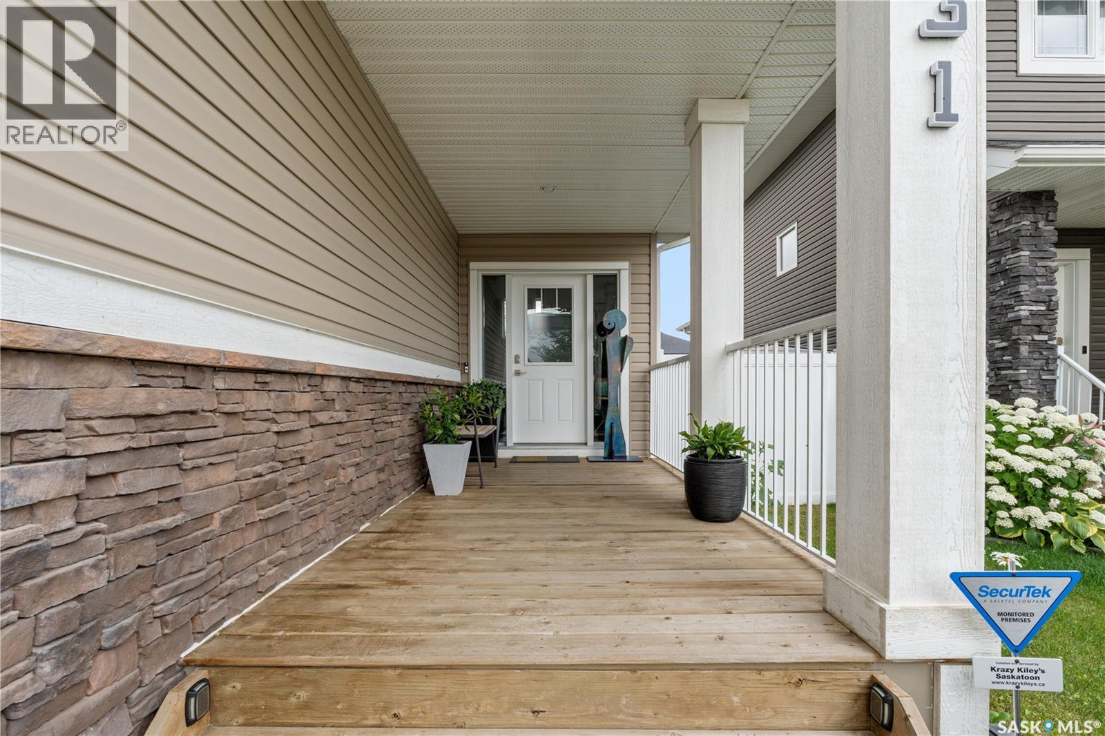 1231 Pringle Way, Saskatoon, Saskatchewan  S7T 1C9 - Photo 4 - SK044814
