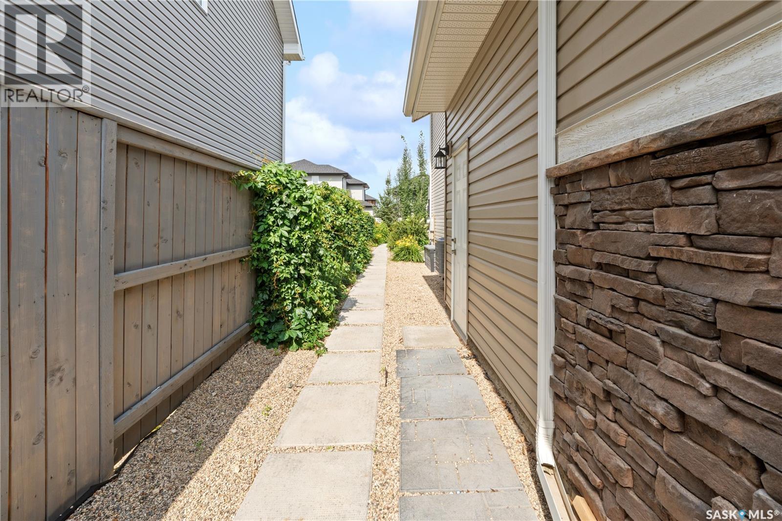 1231 Pringle Way, Saskatoon, Saskatchewan  S7T 1C9 - Photo 60 - SK044814