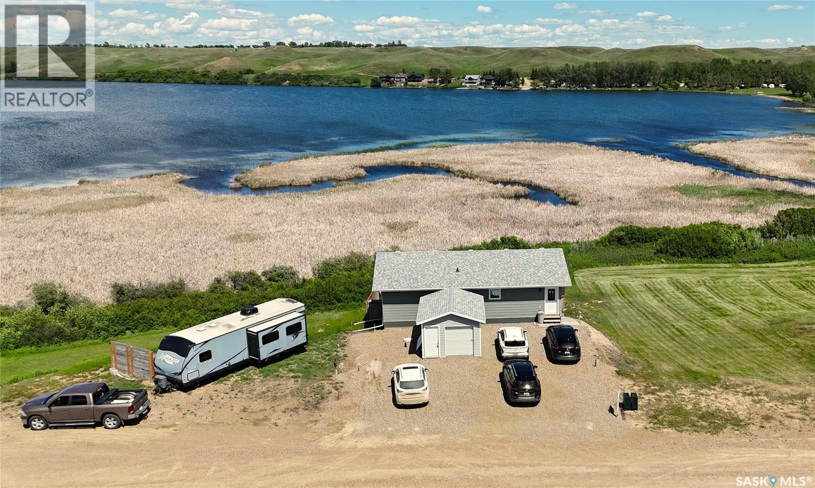214 Hillcrest Place, Lac Pelletier, Saskatchewan  S0N 2Y0 - Photo 2 - SK031551