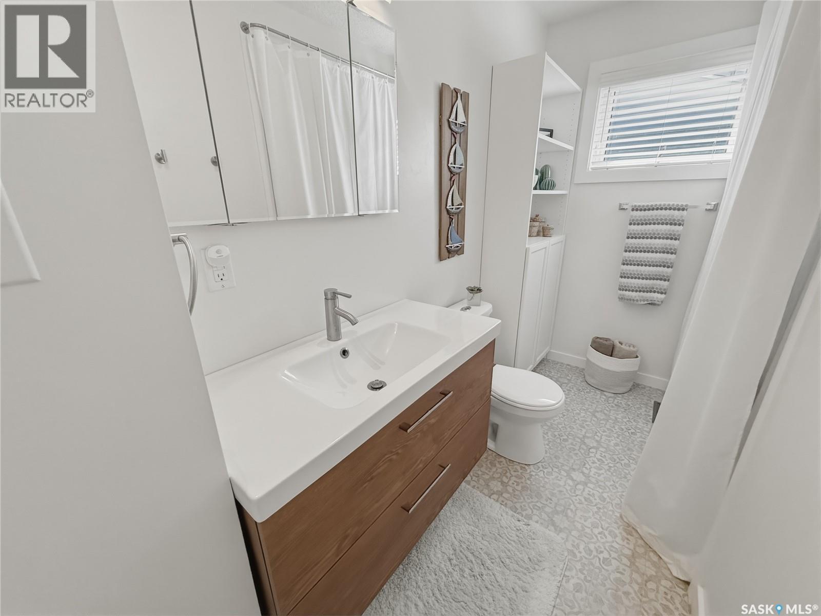 214 Hillcrest Place, Lac Pelletier, Saskatchewan  S0N 2Y0 - Photo 16 - SK031551