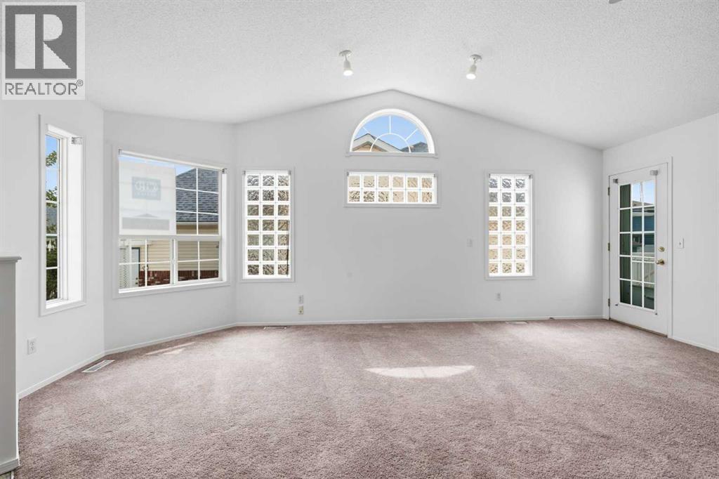31, 12 Woodside Rise NW, Airdrie, Alberta  T4B 2L3 - Photo 3 - A2335463