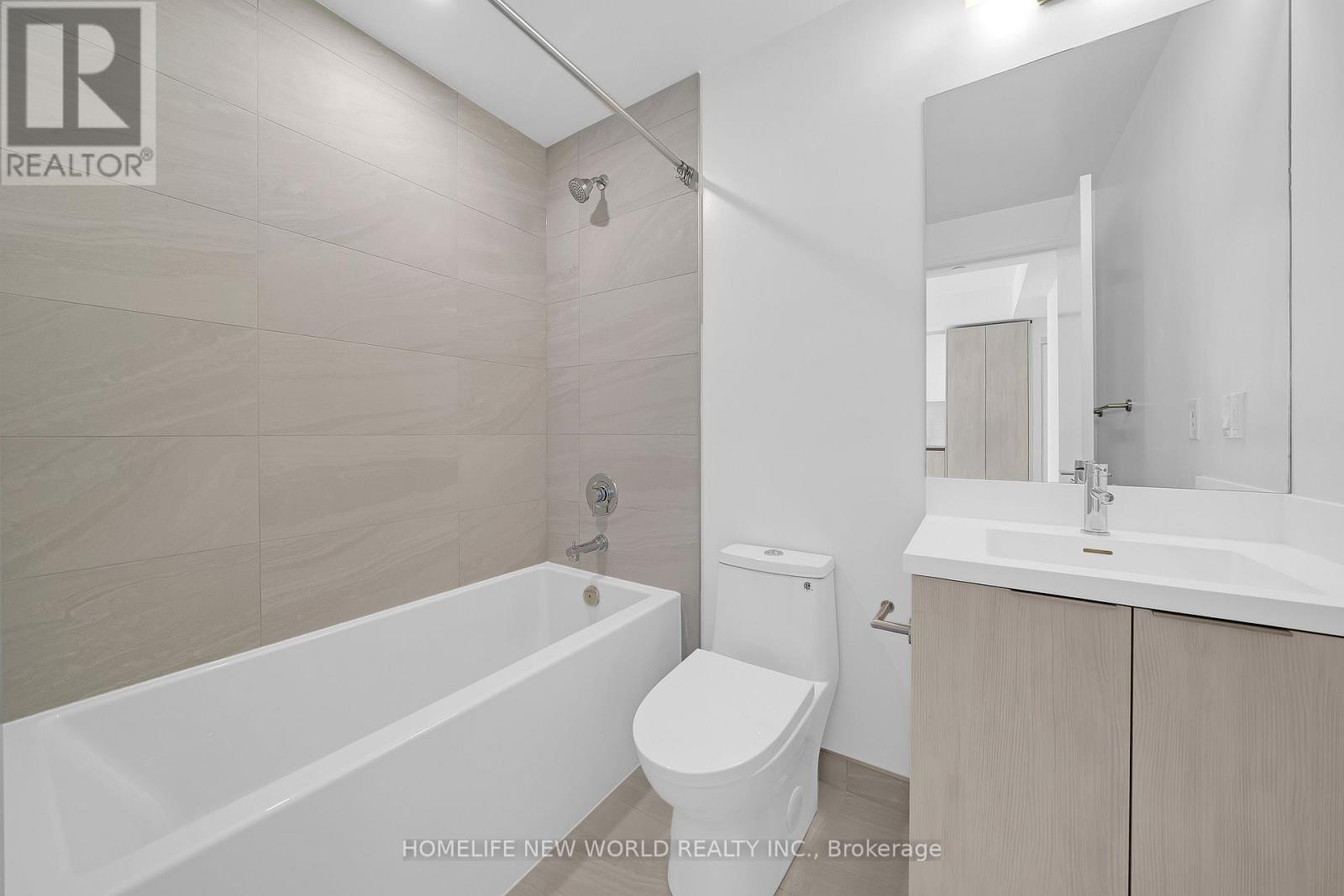 2012 - 400 King Street W, Toronto, Ontario  M5V 0X8 - Photo 6 - C13636286
