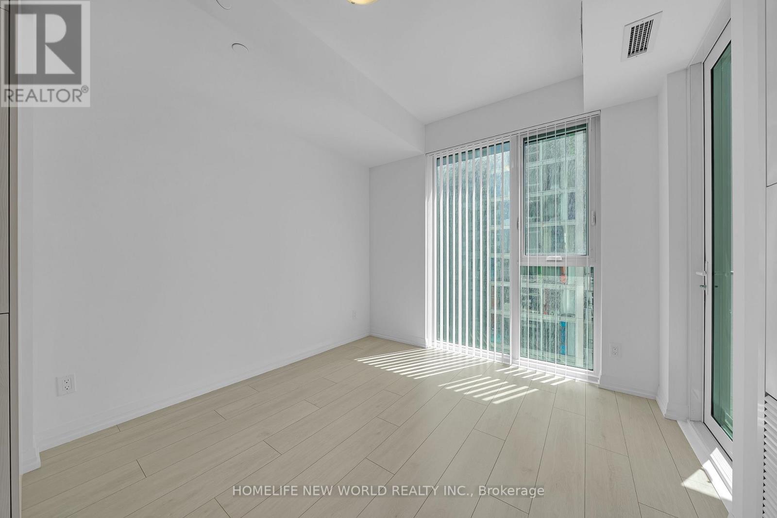 2012 - 400 King Street W, Toronto, Ontario  M5V 0X8 - Photo 10 - C13636286